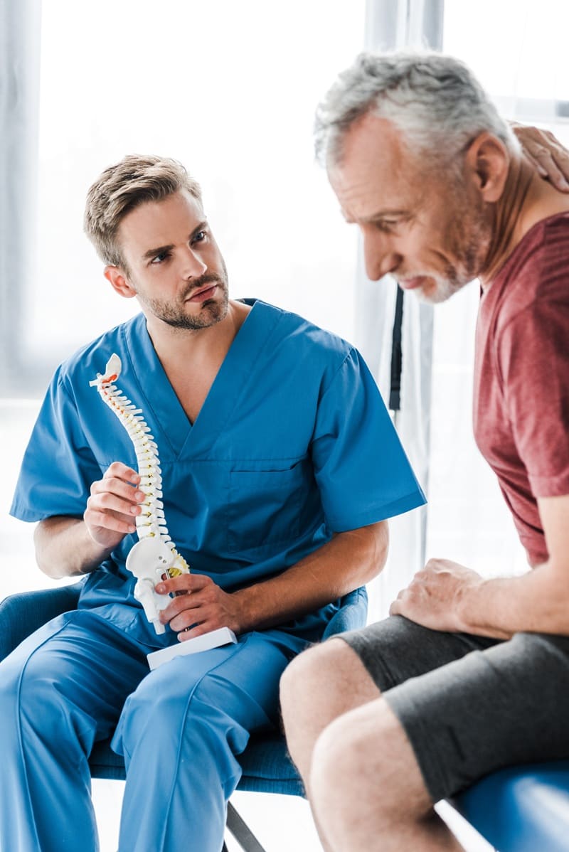 Médico Columna Rehabilitación